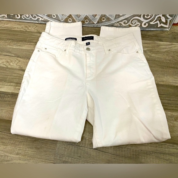 Charter Club Lexington Straight Cropped/Ankle White 12P - Picture 2 of 8